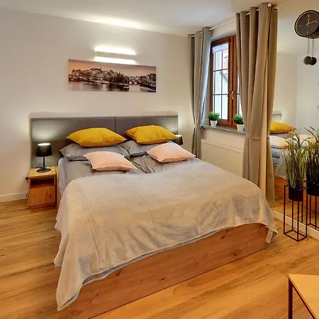 Krolewski W Centrum Apartmán *